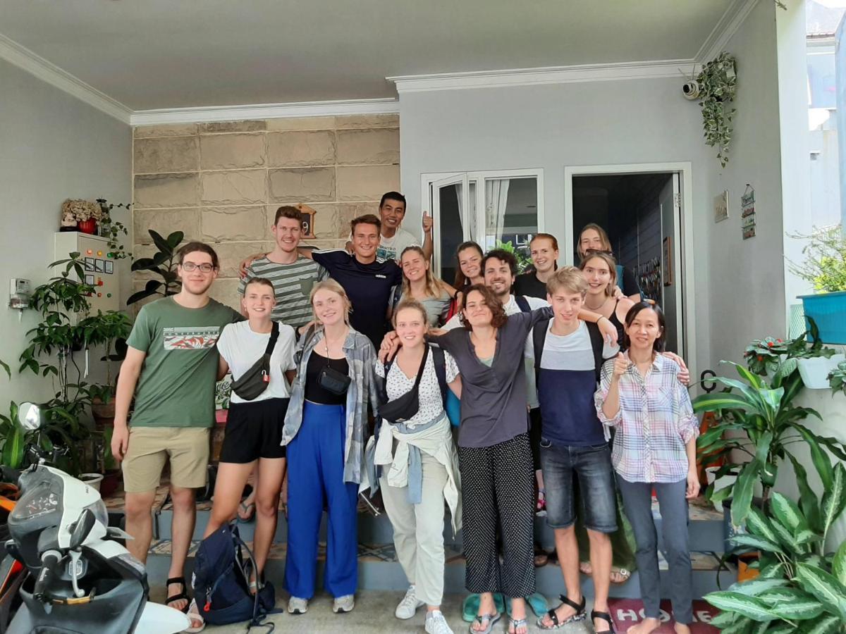 Inni Homestay Malang Zewnętrze zdjęcie