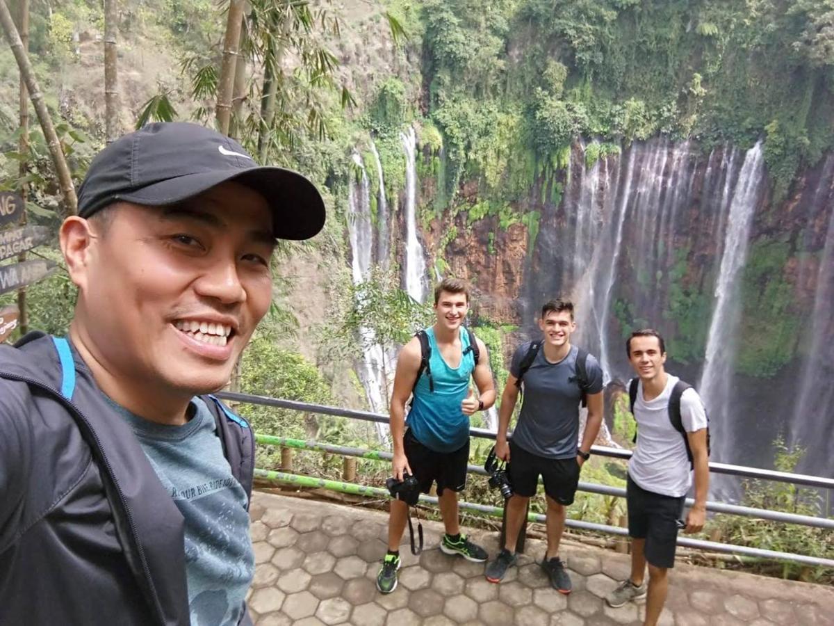 Inni Homestay Malang Zewnętrze zdjęcie